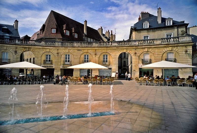 6 place de la Libération Dijon